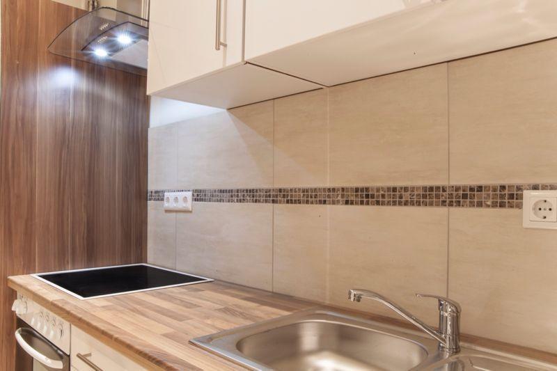 Apartment Near Checkpoint Charlie *